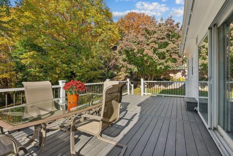 29 Delcliffe Lane Lewiston ME 04240