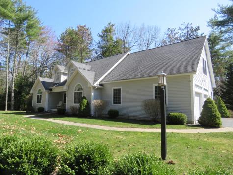 27 Woodpecker Lane Wells ME 04090