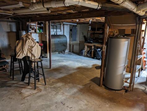 3 Hyde Road Jay ME 04239