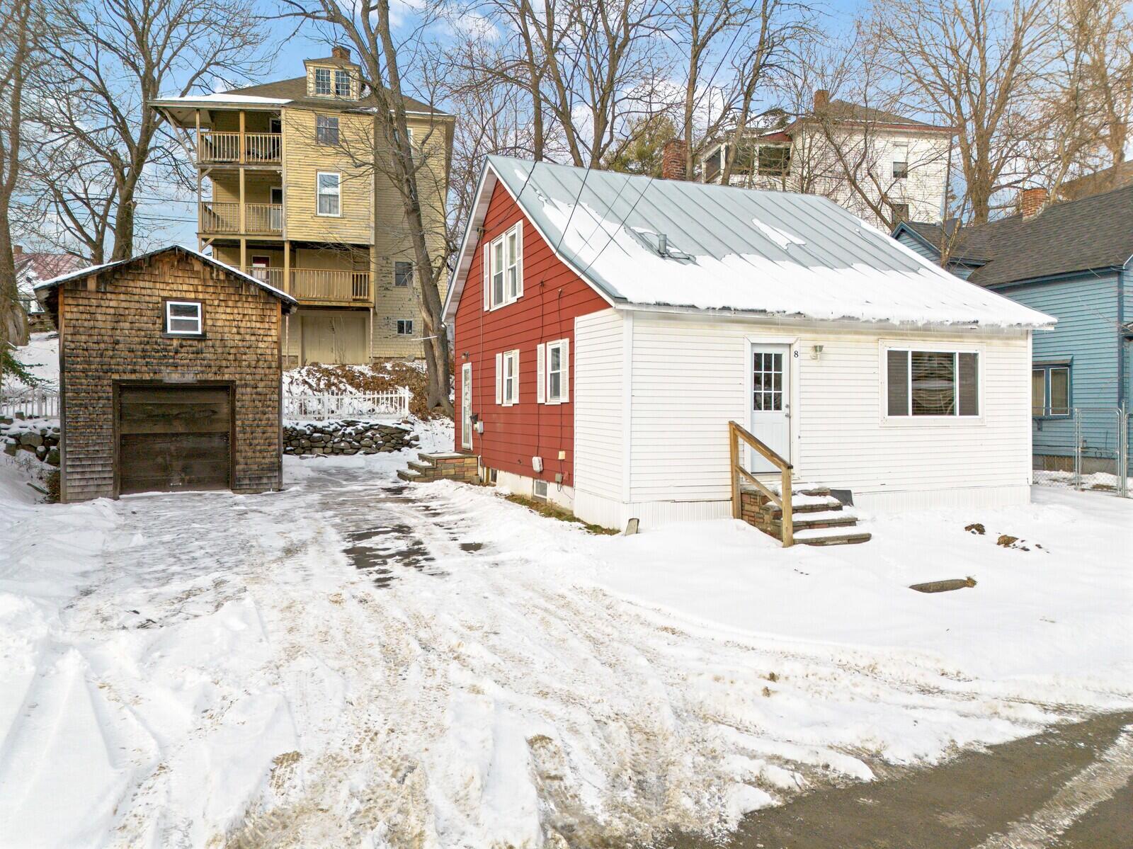 8 Squire Street Waterville ME 04901