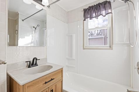 8 Squire Street Waterville ME 04901