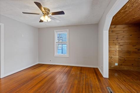 8 Squire Street Waterville ME 04901