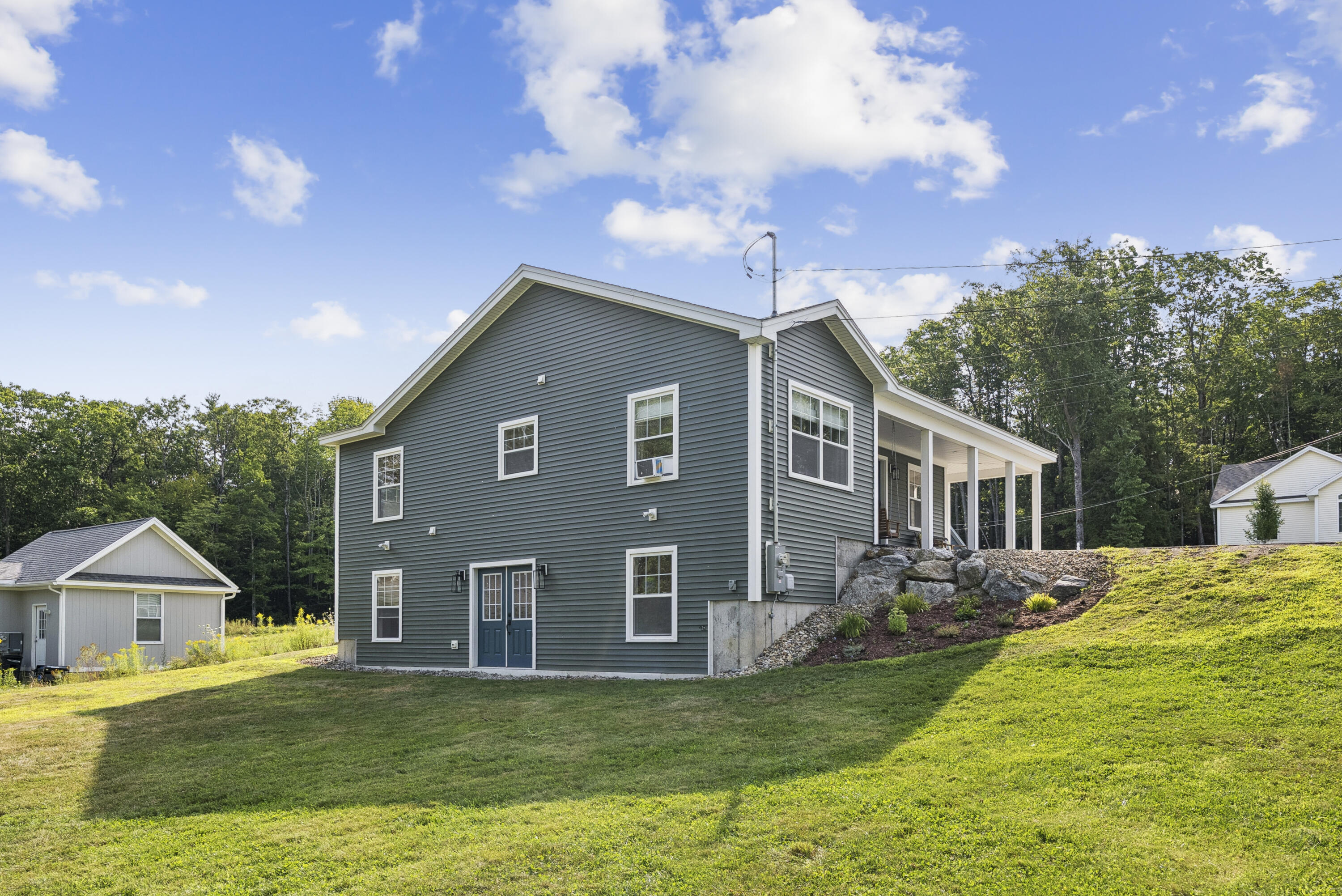 9 Ledgewood Drive Brunswick ME 04011