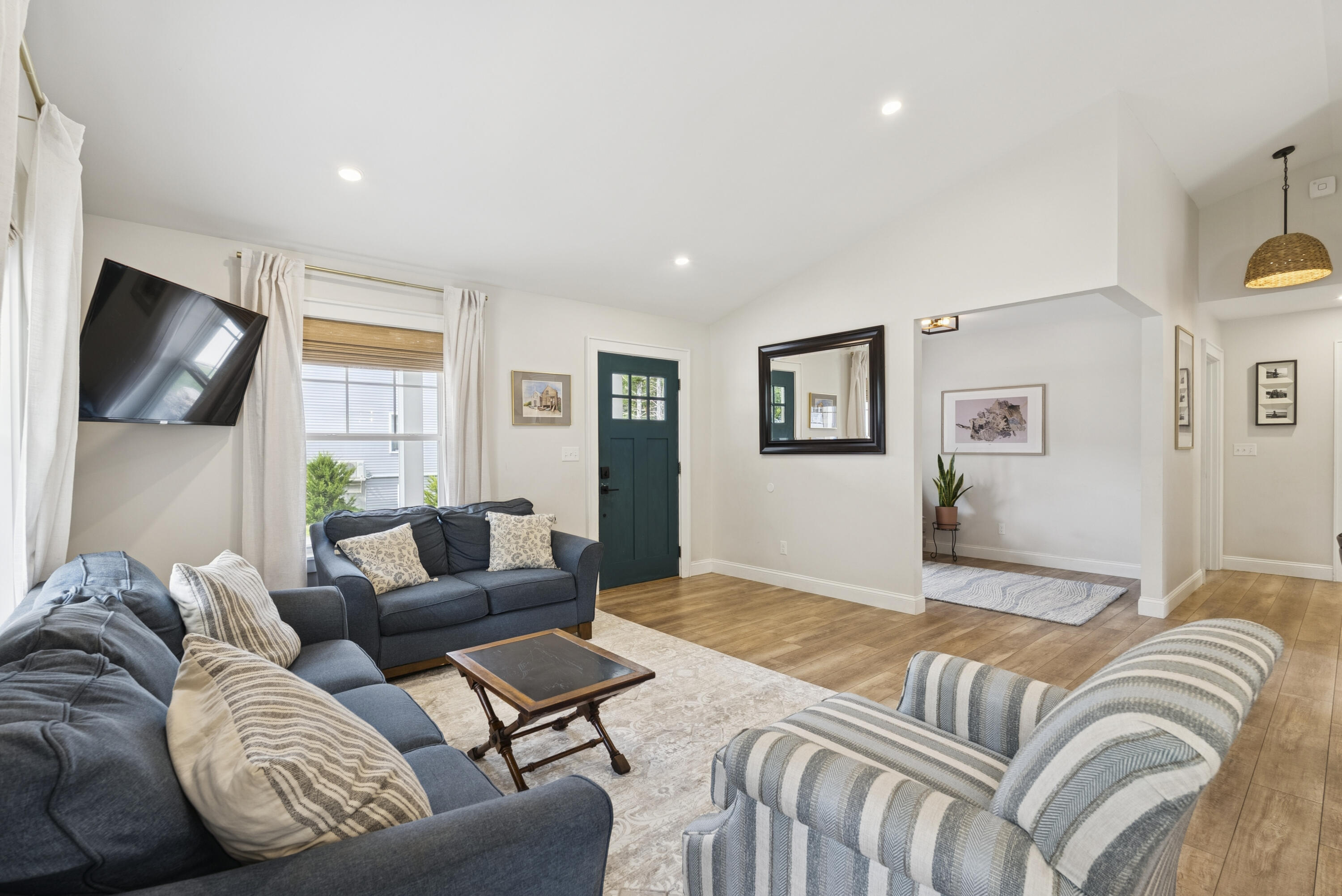 9 Ledgewood Drive Brunswick ME 04011