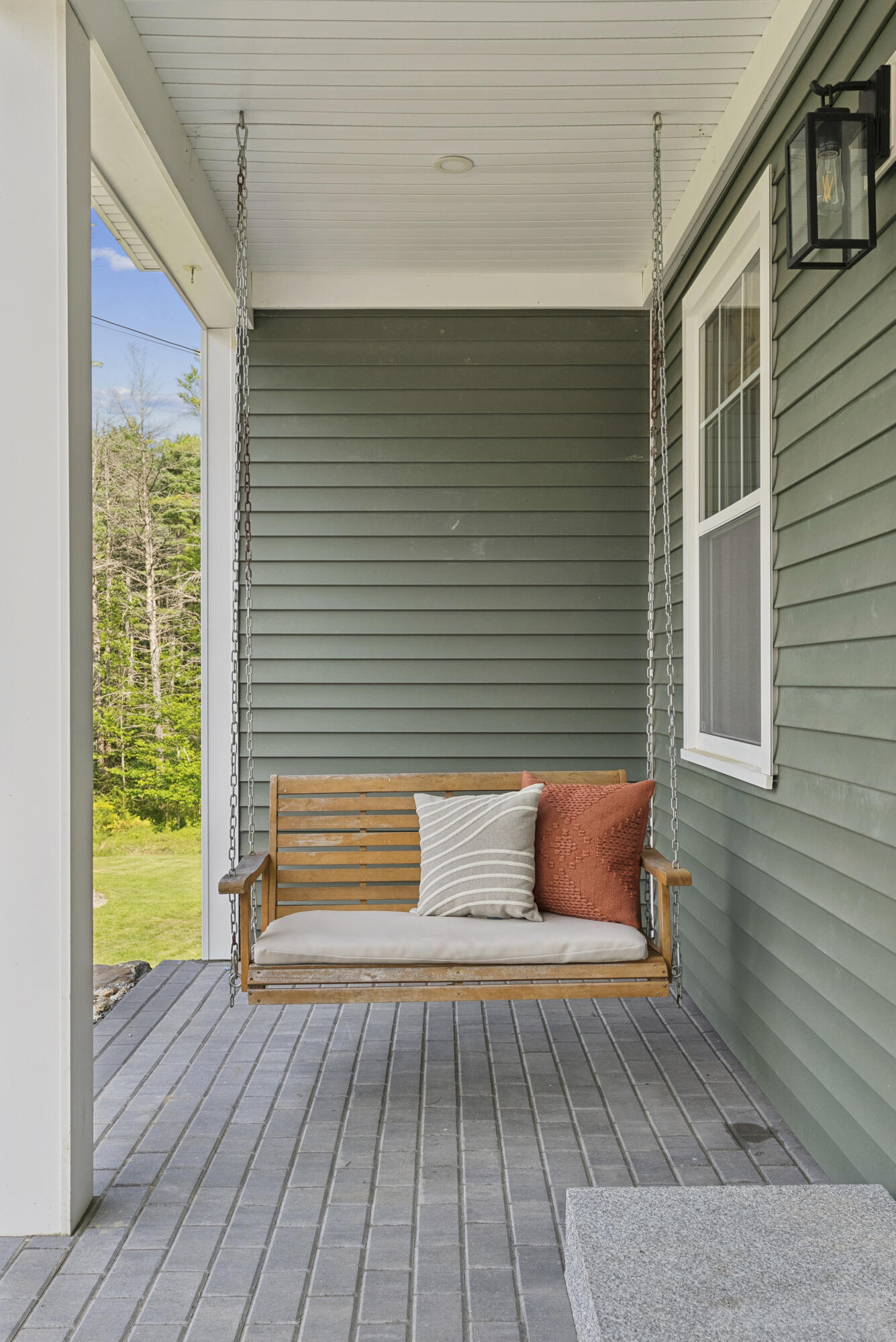 9 Ledgewood Drive Brunswick ME 04011