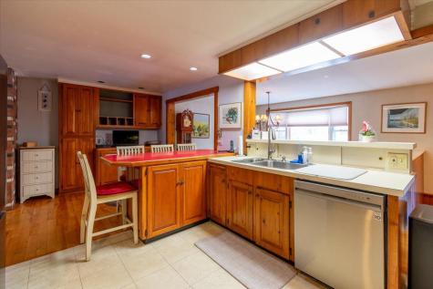 13 Olympic Avenue Rockland ME 04841