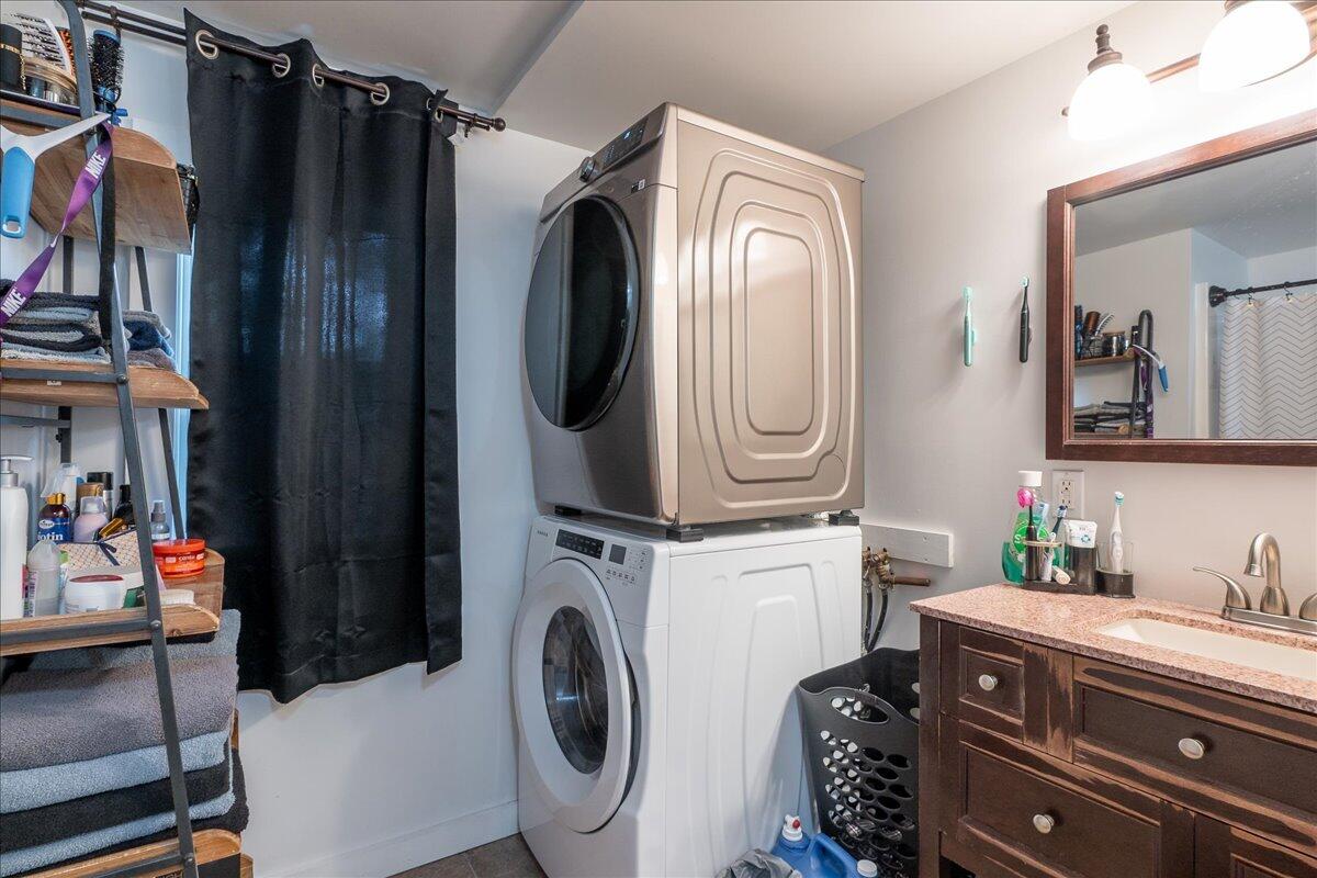 80 Cobb Road Camden ME 04843