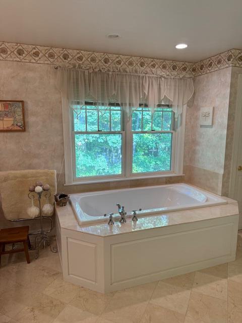 9 Jeffrey Drive York ME 03909