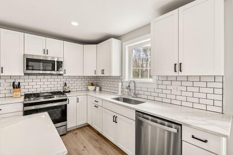 50 Huntington Way Kittery ME 03904
