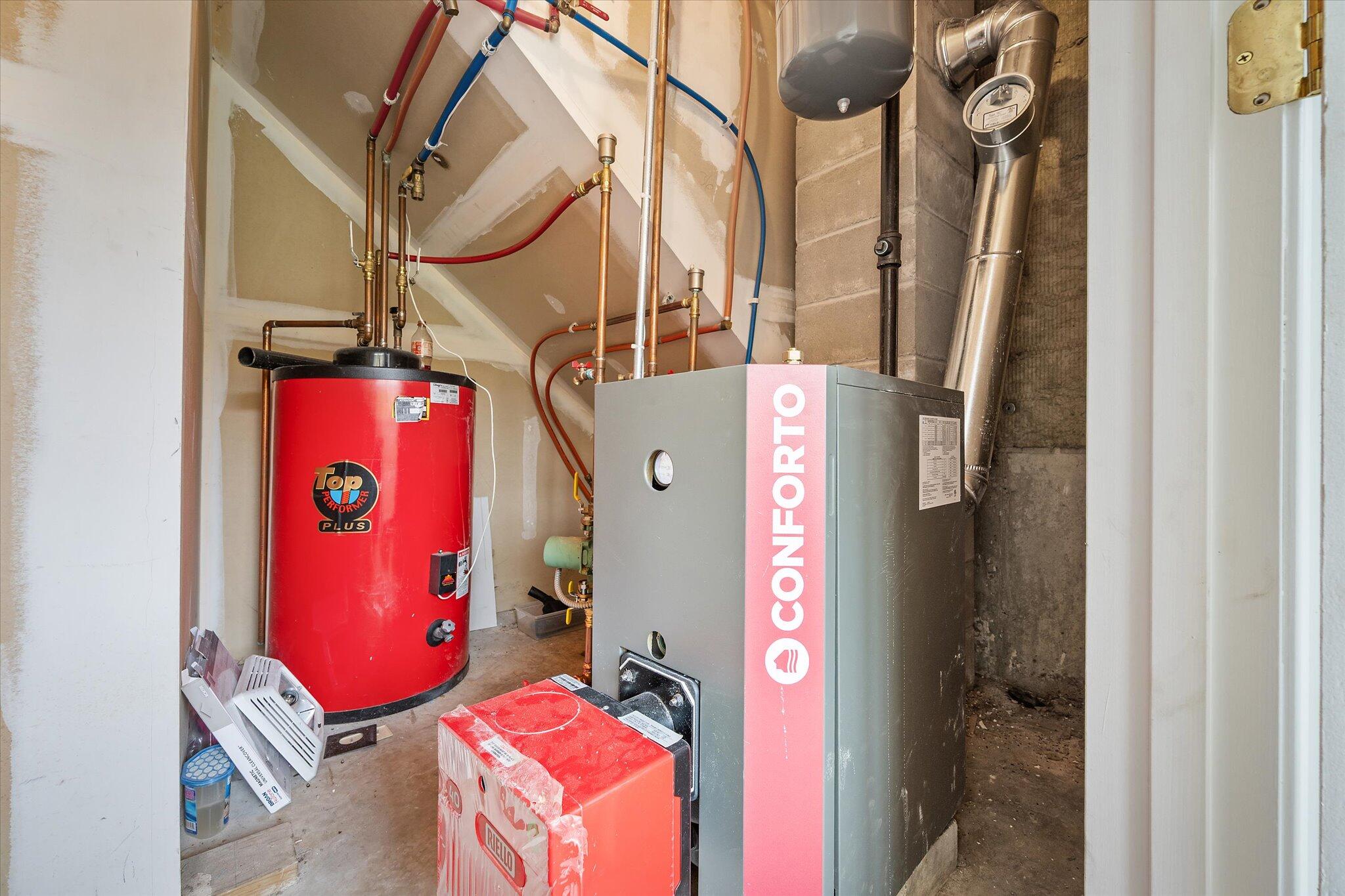 21 Yankee Avenue Bangor ME 04401