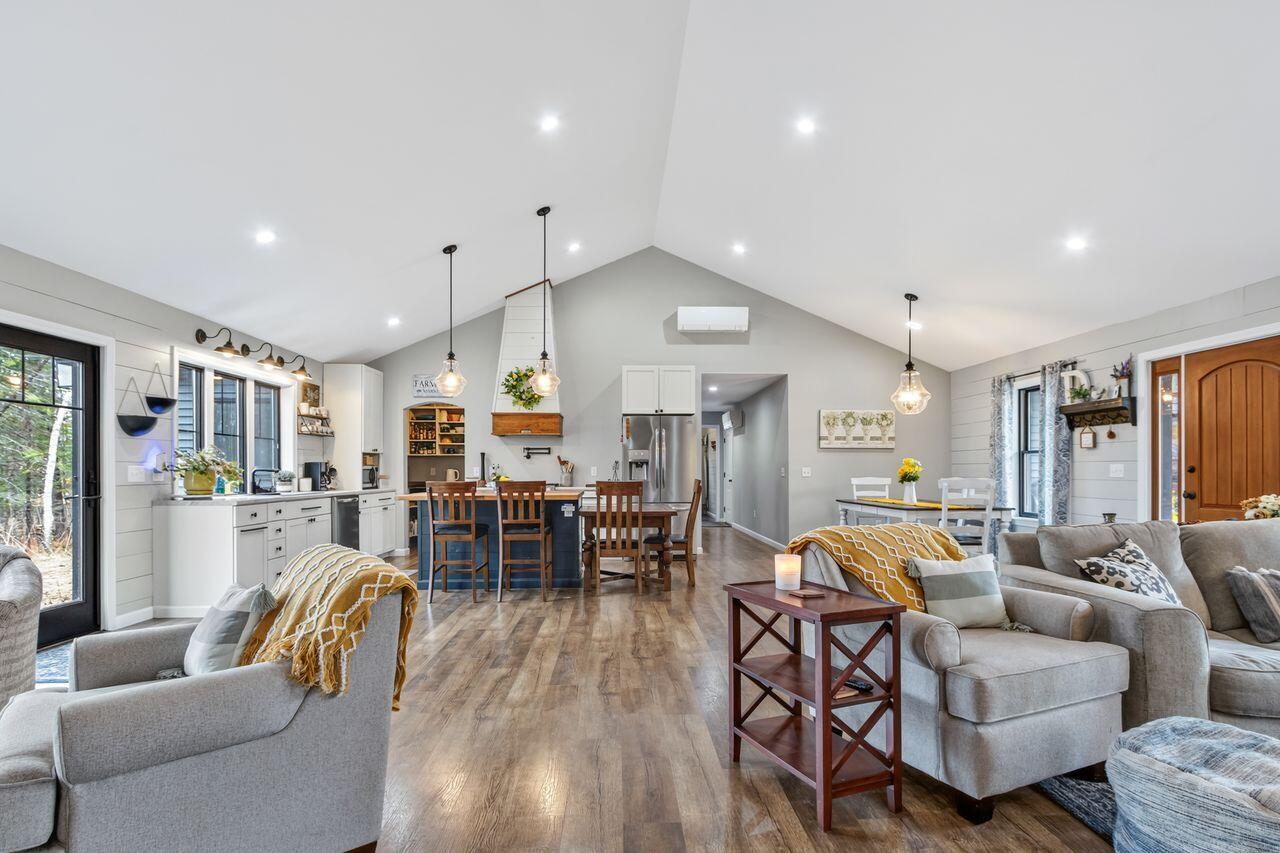 10 Dandelion Rock Lane Belgrade ME 04917