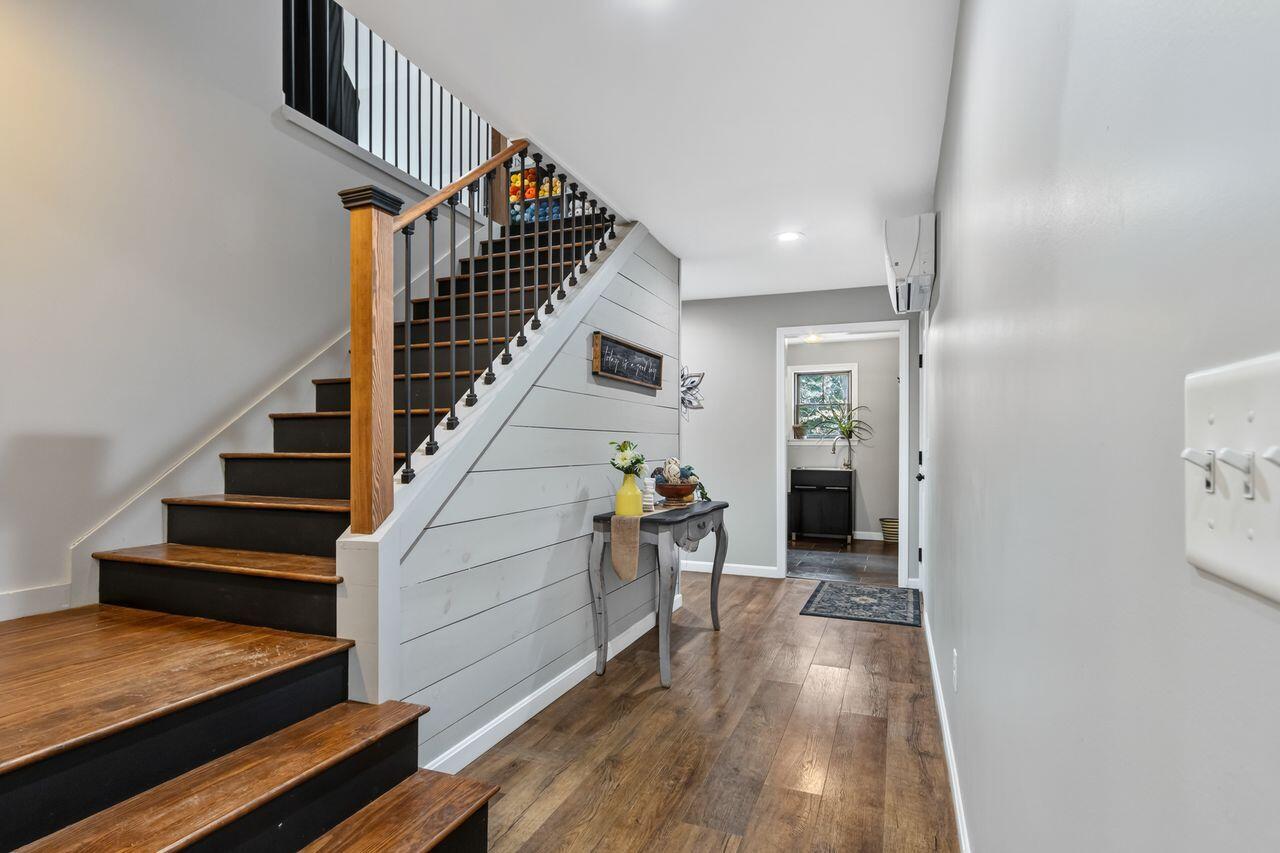10 Dandelion Rock Lane Belgrade ME 04917