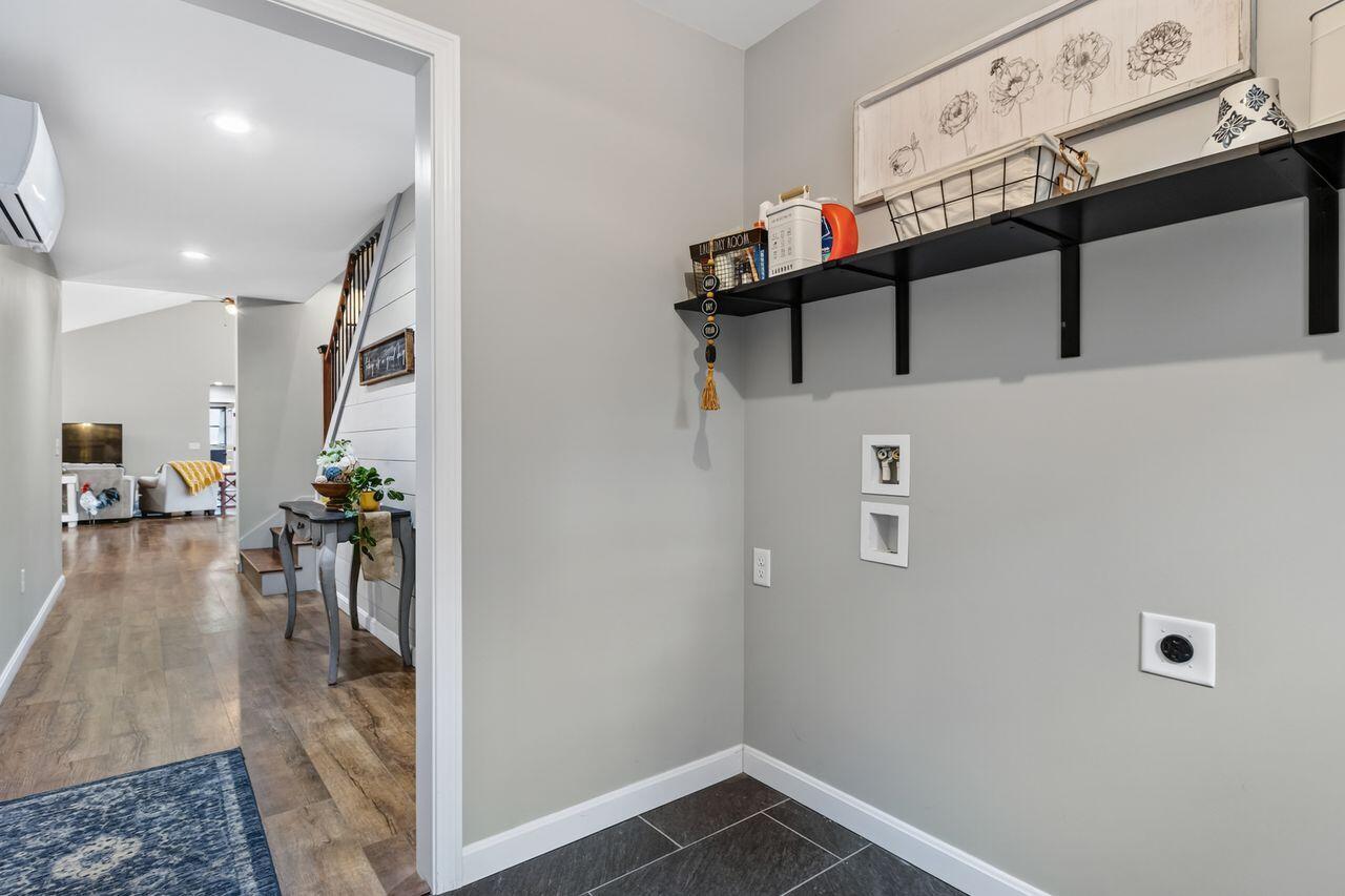 10 Dandelion Rock Lane Belgrade ME 04917