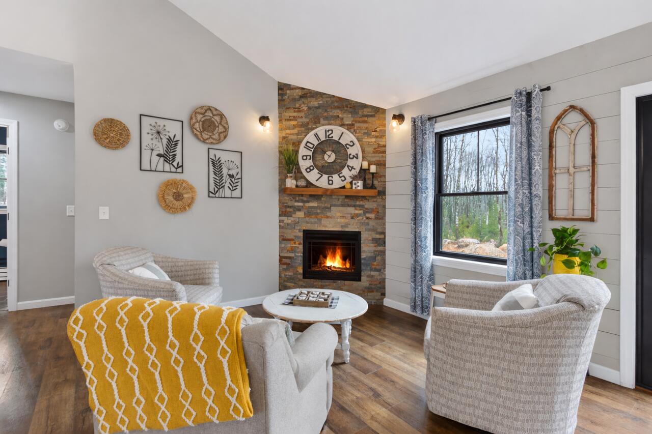 10 Dandelion Rock Lane Belgrade ME 04917