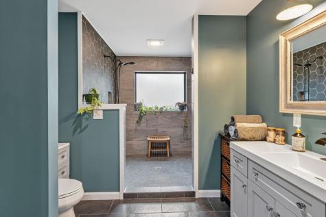 10 Dandelion Rock Lane Belgrade ME 04917