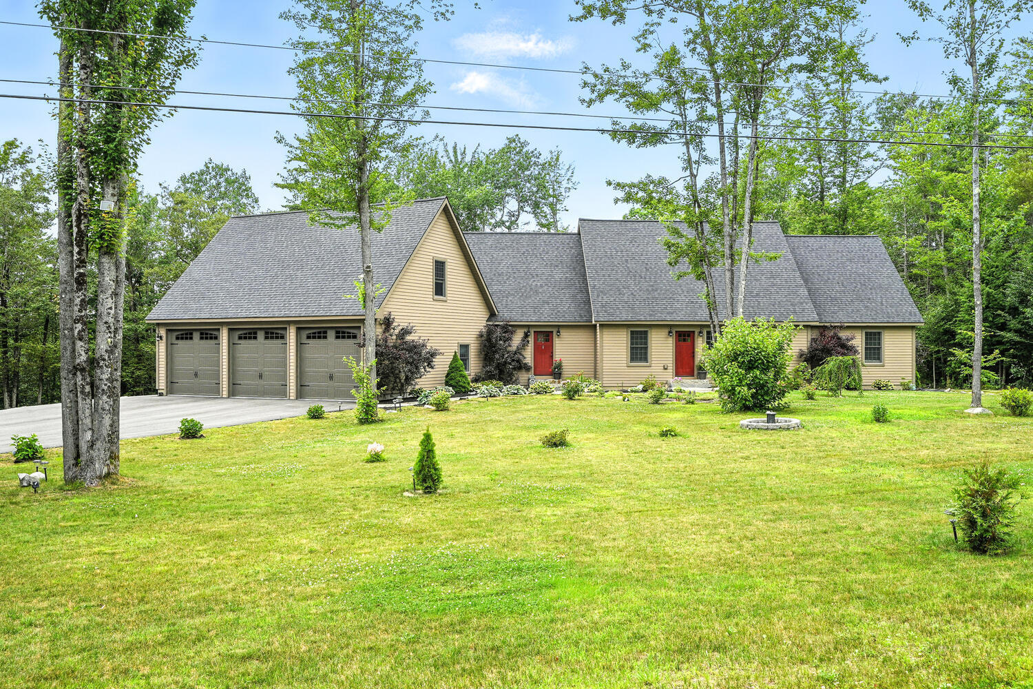 35 Makenzie Lane Manchester ME 04351