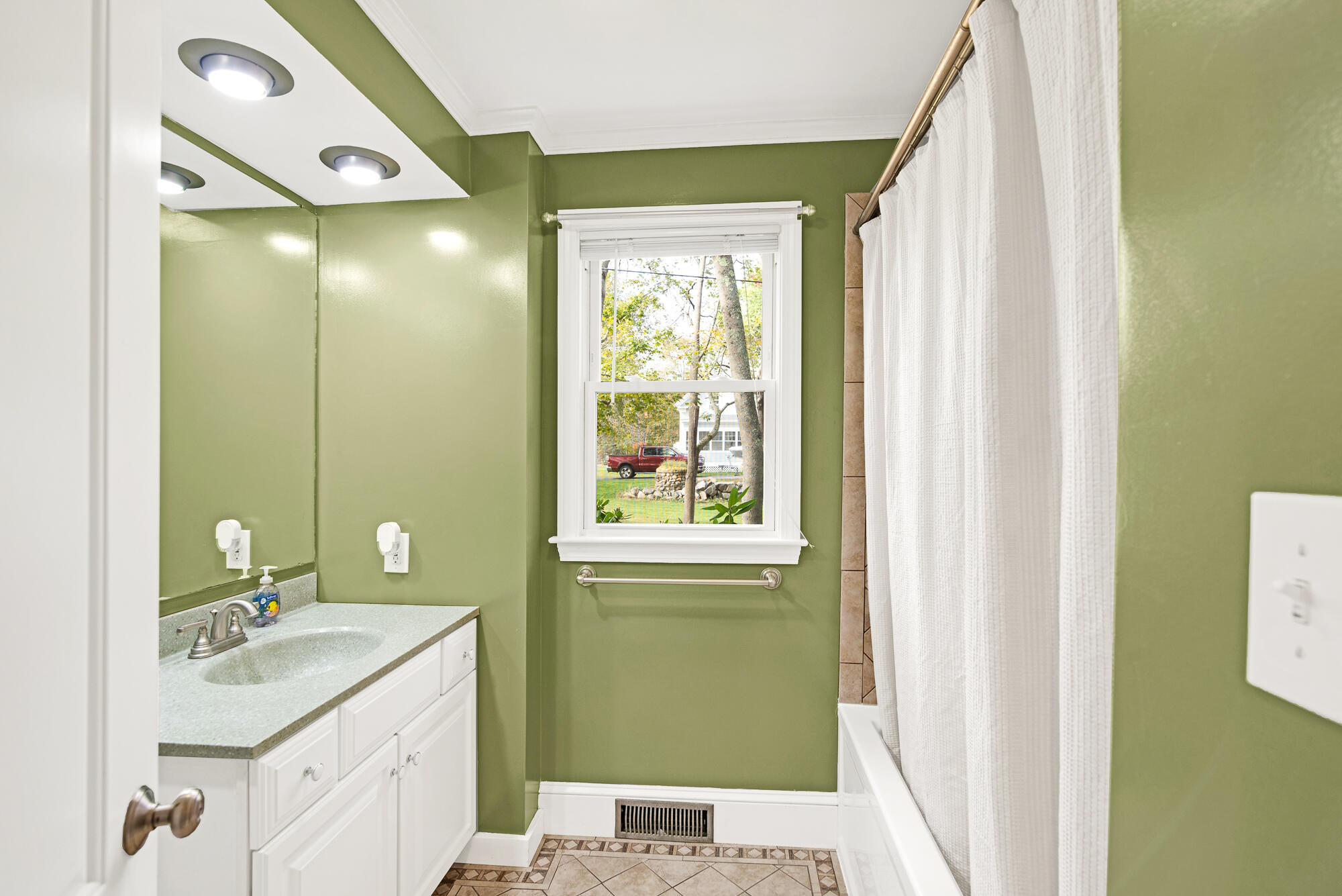 1116 State Road Eliot ME 03903