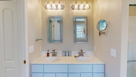 26 Hemlock Lane New Gloucester ME 04260