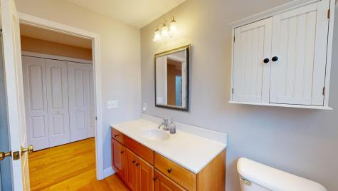 26 Hemlock Lane New Gloucester ME 04260