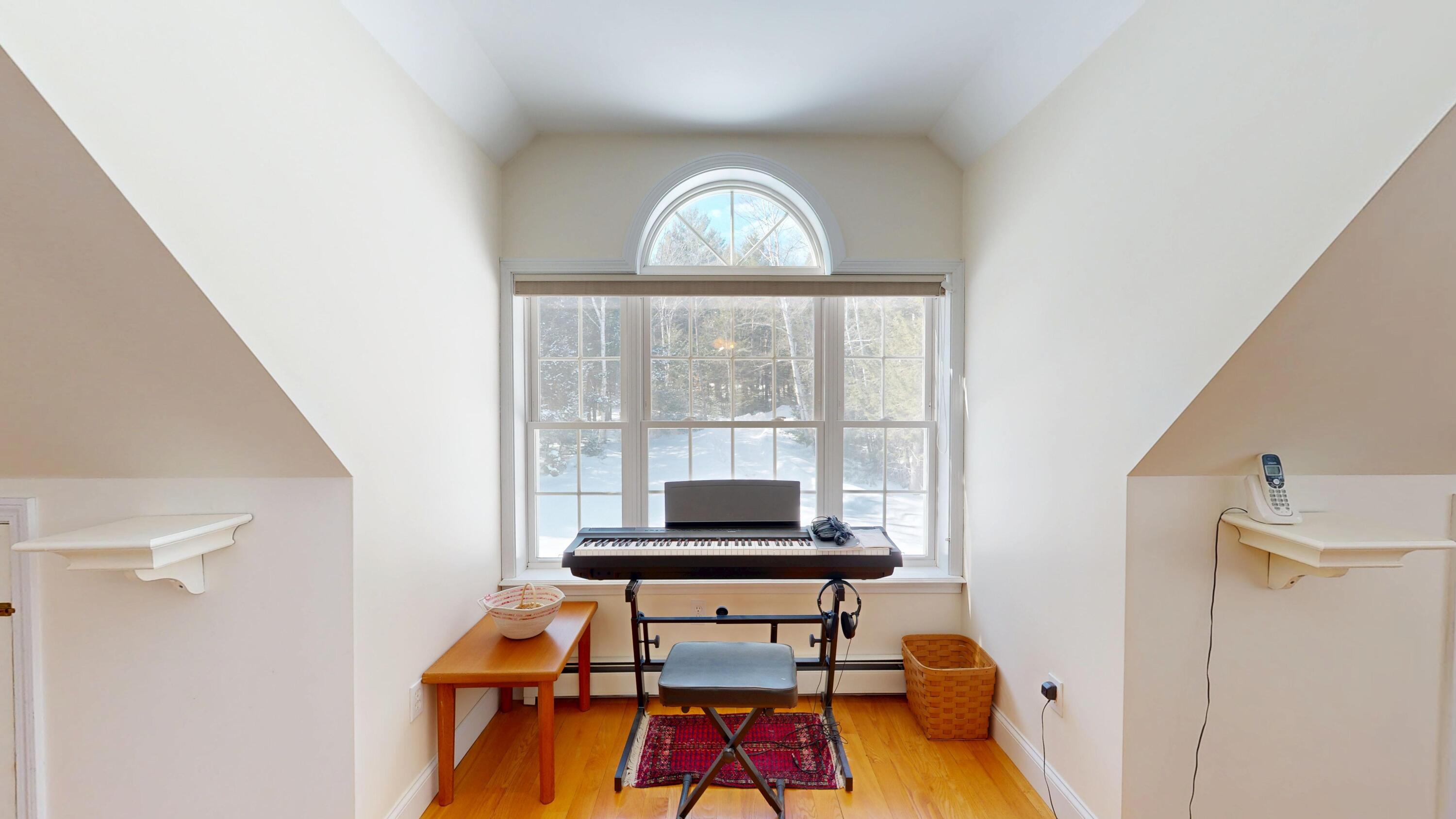 26 Hemlock Lane New Gloucester ME 04260