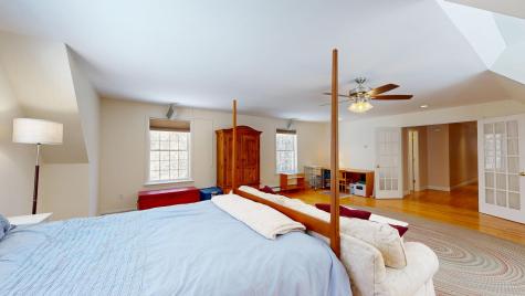 26 Hemlock Lane New Gloucester ME 04260