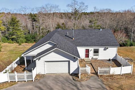 9 Hoffman's Way Georgetown ME 04548