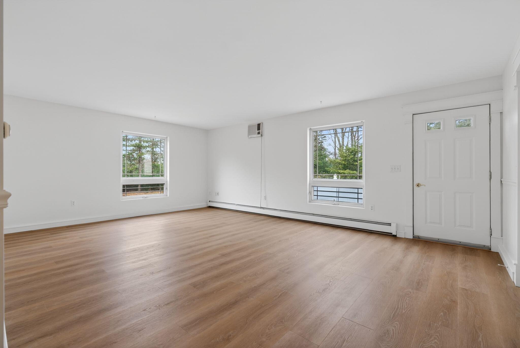 9 Hoffman's Way Georgetown ME 04548