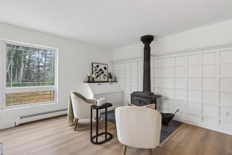 9 Hoffman's Way Georgetown ME 04548