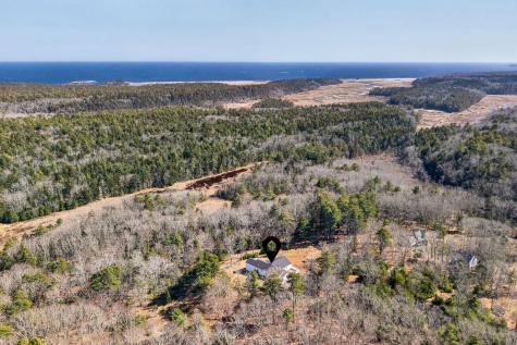 9 Hoffman's Way Georgetown ME 04548