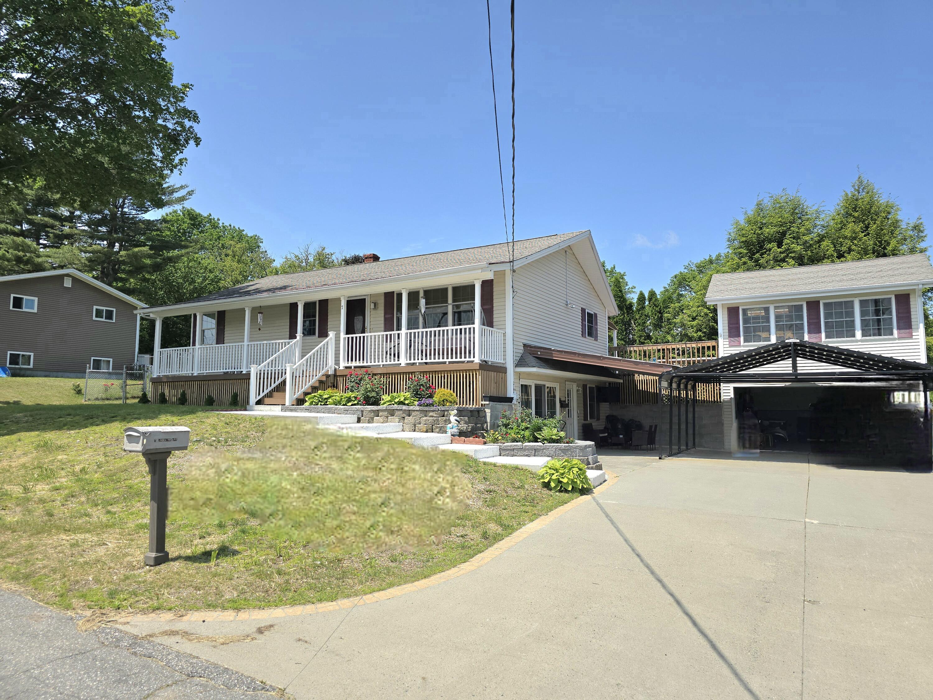 7 Lorraine Avenue Lewiston ME 04240
