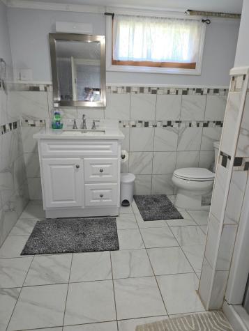 7 Lorraine Avenue Lewiston ME 04240