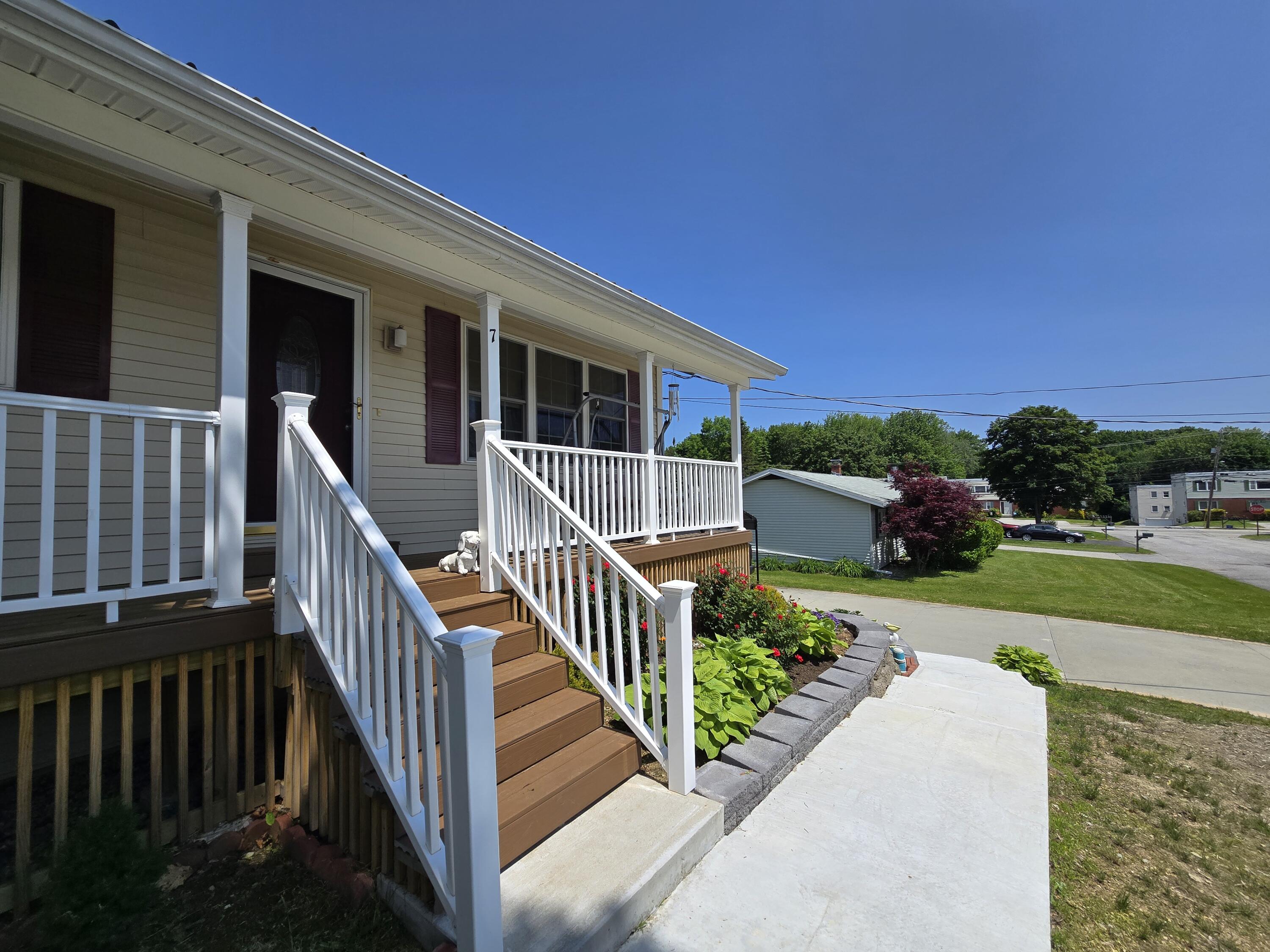 7 Lorraine Avenue Lewiston ME 04240