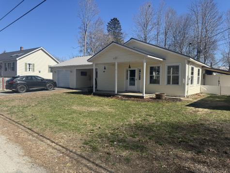 39 E Leavitt Street Skowhegan ME 04976