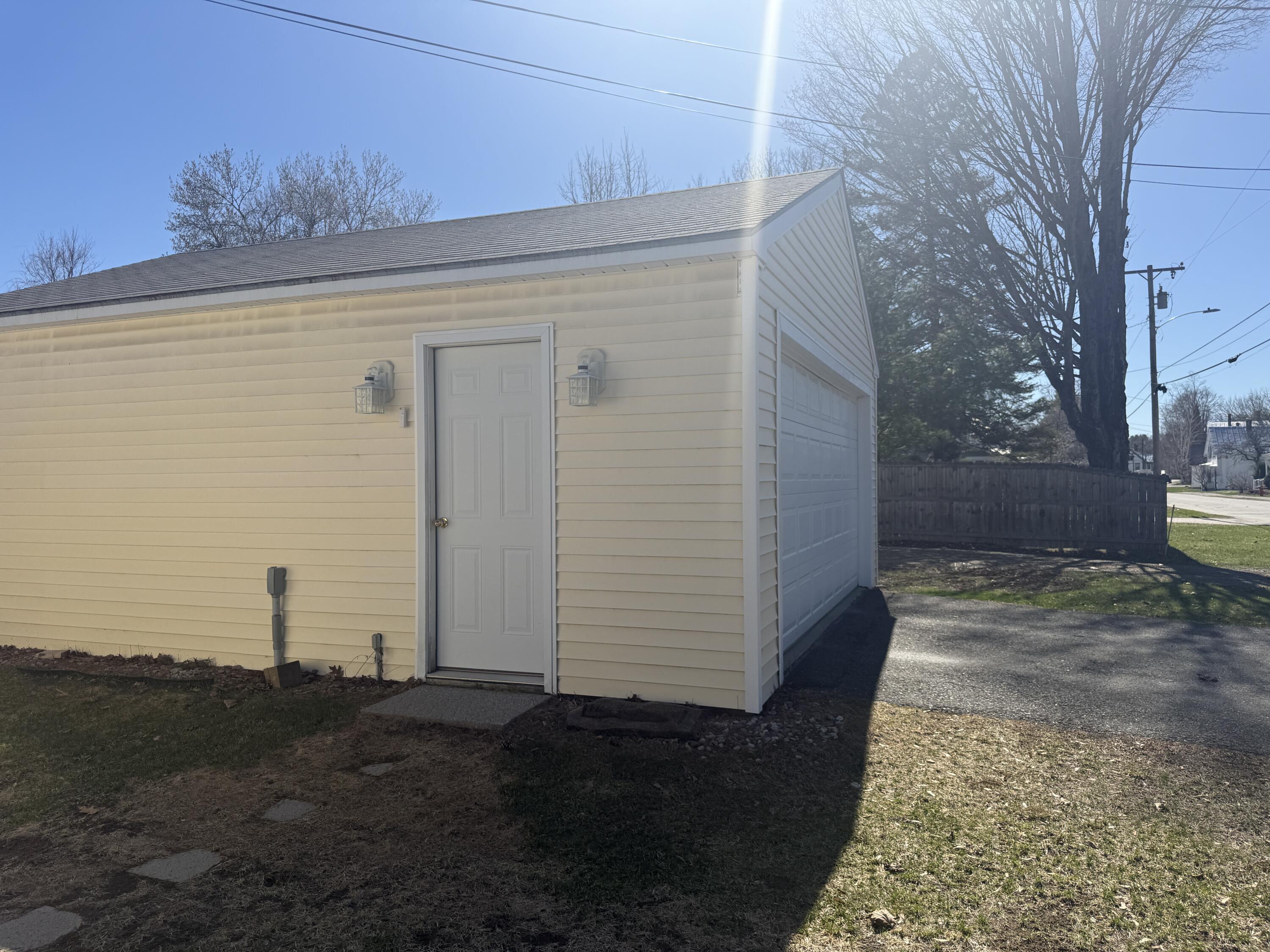 39 E Leavitt Street Skowhegan ME 04976