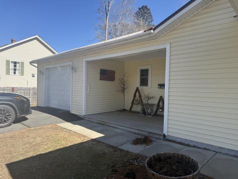 39 E Leavitt Street Skowhegan ME 04976