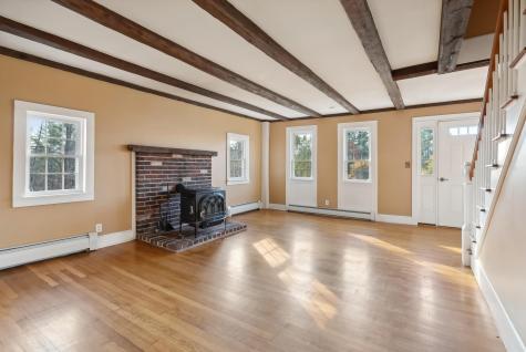 364 Main Street Bowdoinham ME 04008