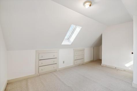 364 Main Street Bowdoinham ME 04008