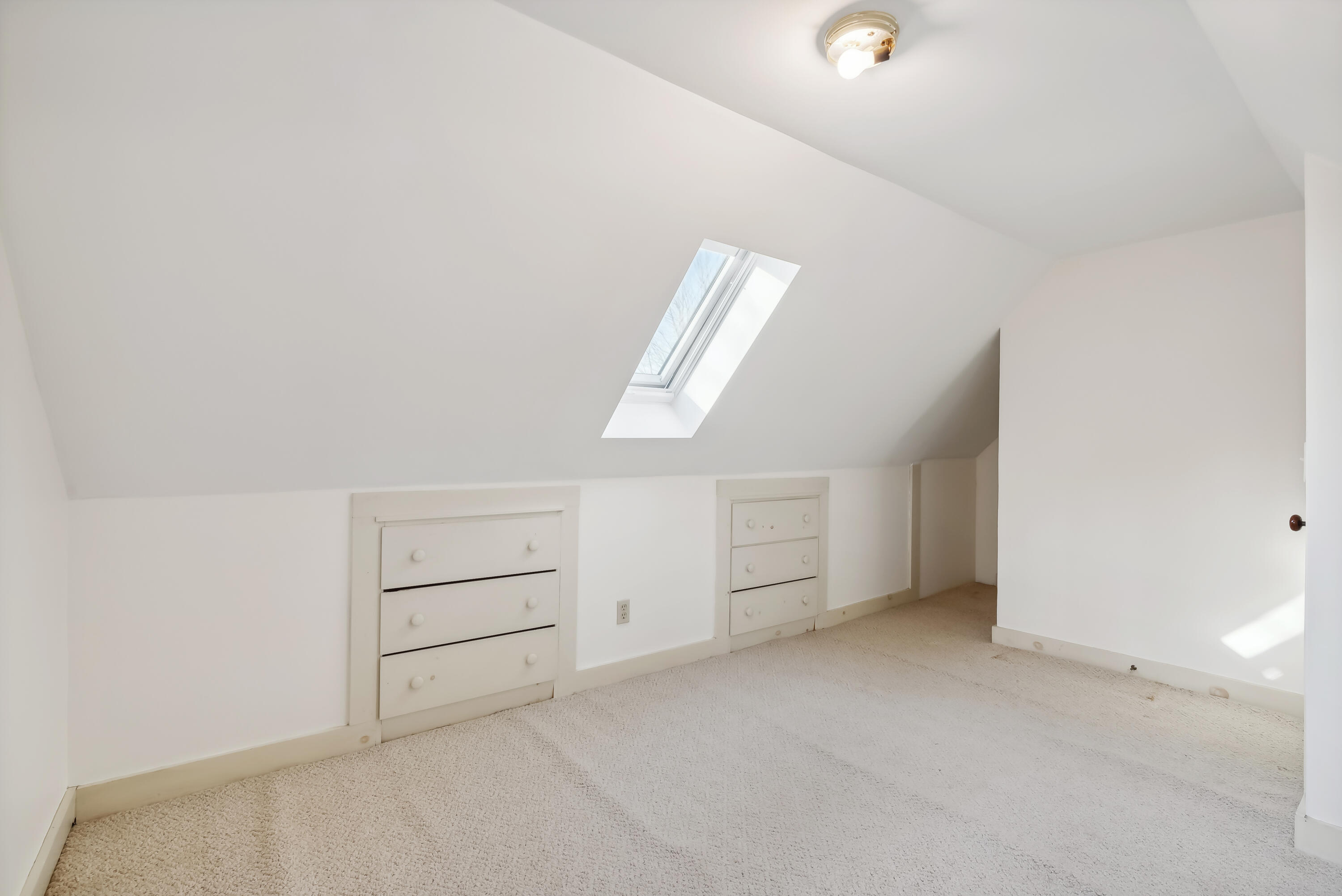 364 Main Street Bowdoinham ME 04008