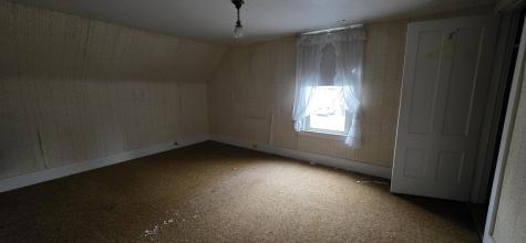 78 High Street Paris ME 04281