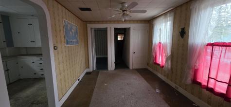 78 High Street Paris ME 04281