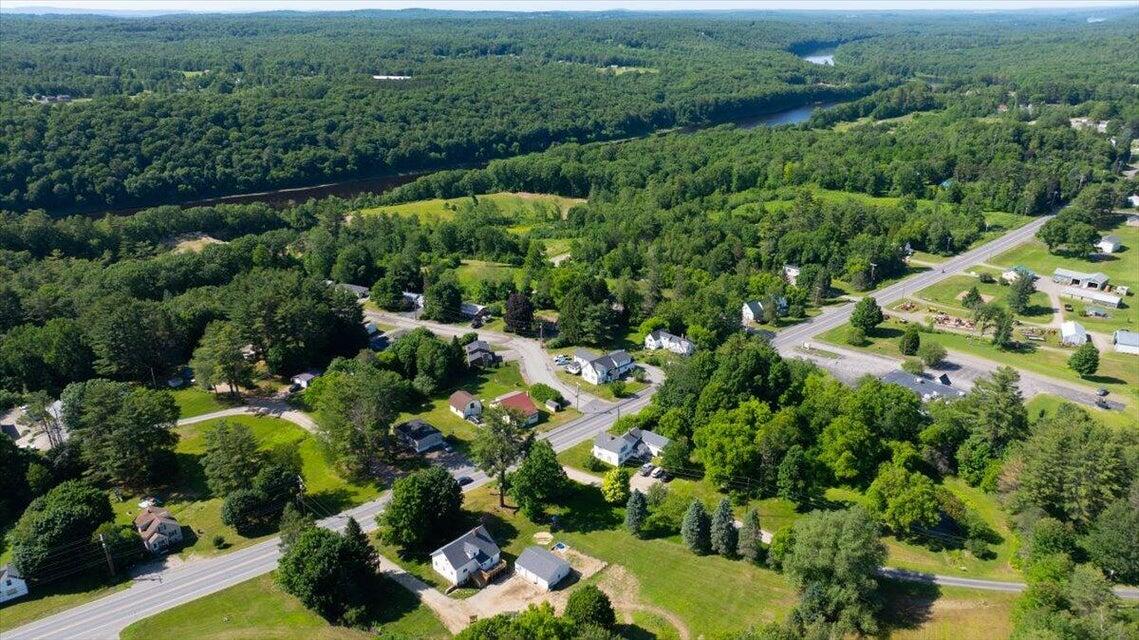 817 Riverside Drive Augusta ME 04330