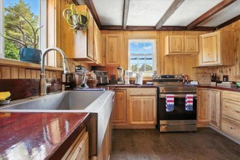 817 Riverside Drive Augusta ME 04330