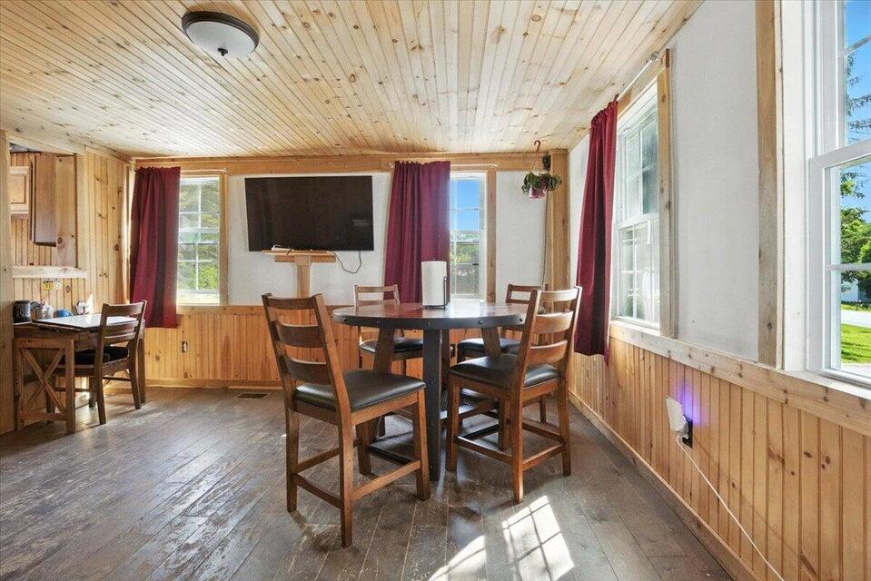 817 Riverside Drive Augusta ME 04330