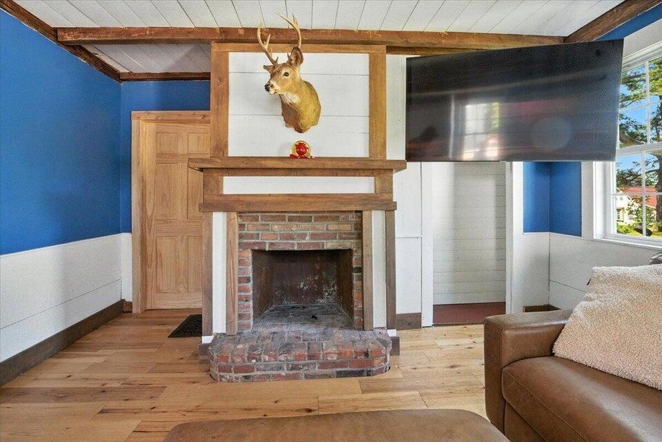 817 Riverside Drive Augusta ME 04330