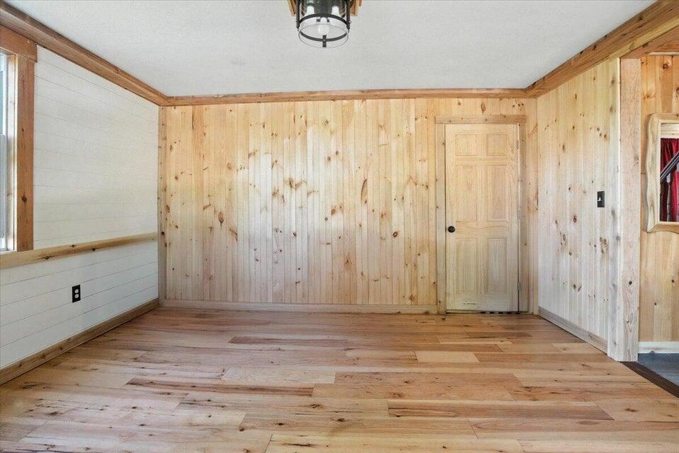 817 Riverside Drive Augusta ME 04330