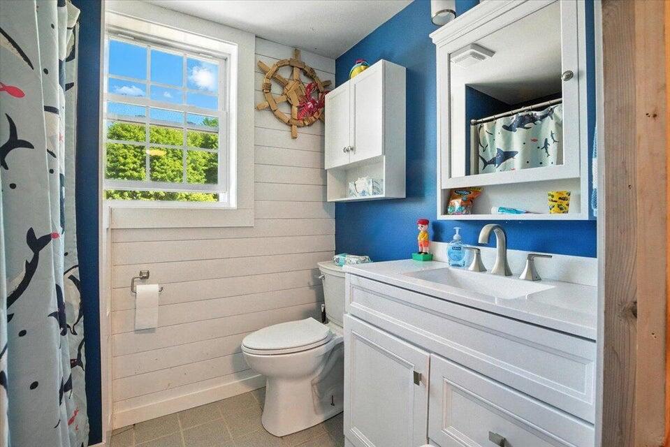 817 Riverside Drive Augusta ME 04330