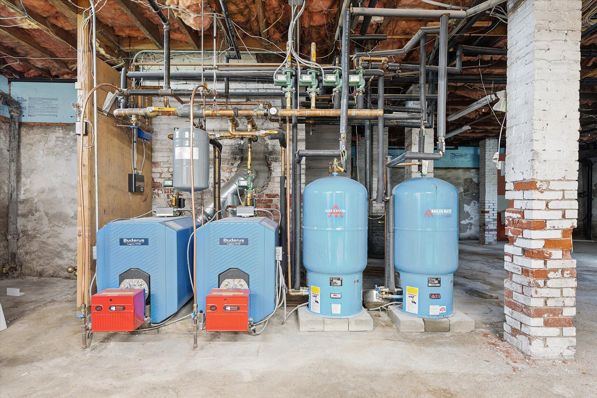 75 West Broadway Bangor ME 04401