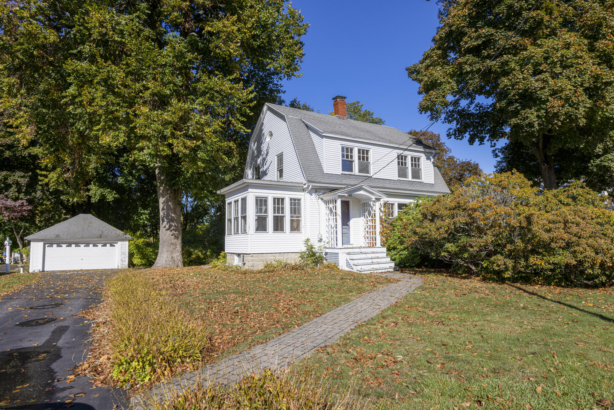 34 Us Route 1 Falmouth ME 04105