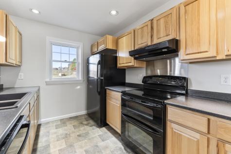 32 Shelby Lane Sabattus ME 04280