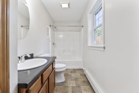 32 Shelby Lane Sabattus ME 04280